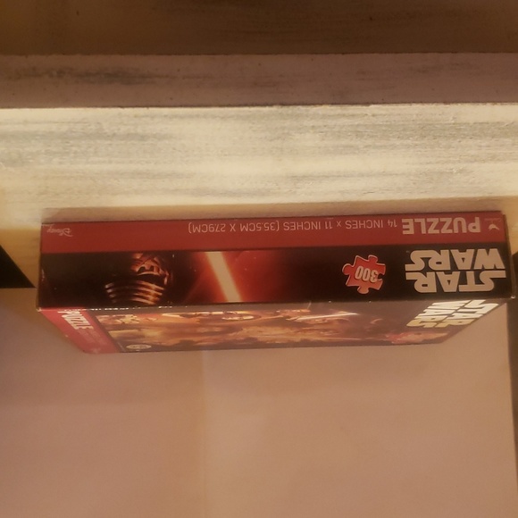 Star Wars 300 Piece Puzzle, never opened plus Star Wars the Last Jedi BRay - Picture 4 of 8